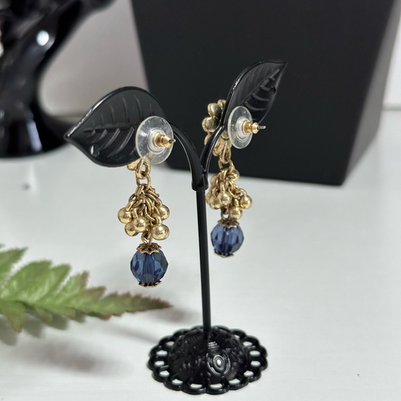 Dangler Earrings - Picture 4 of 4